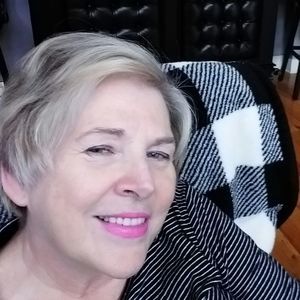 Meet your Posher, Denise